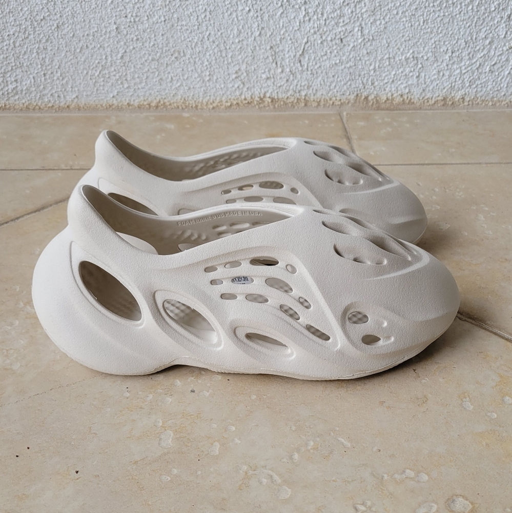 SOLD - Adidas Yeezy Foam RNNR Ararat